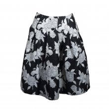 ΦΟΥΣΤΑ ΜΑΥΡΗ ΑΝΑΓΛΥΦΑ ΛΕΥΚΑ ΛΟΥΛΟΥΔΙΑ 6 OSCAR DE LA RENTA